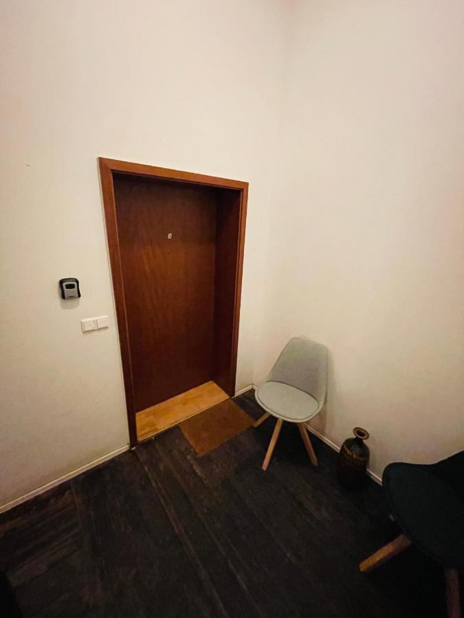 Retro Appartement Im Herzen Von Koeln Deutz Exteriér fotografie